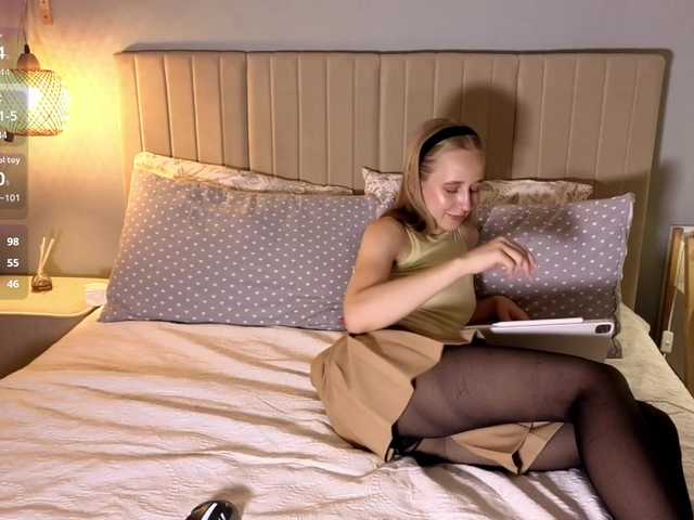oliviakiiss live cam on BongaCams
