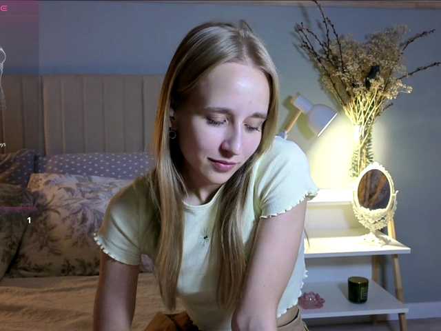 oliviakiiss live cam on BongaCams