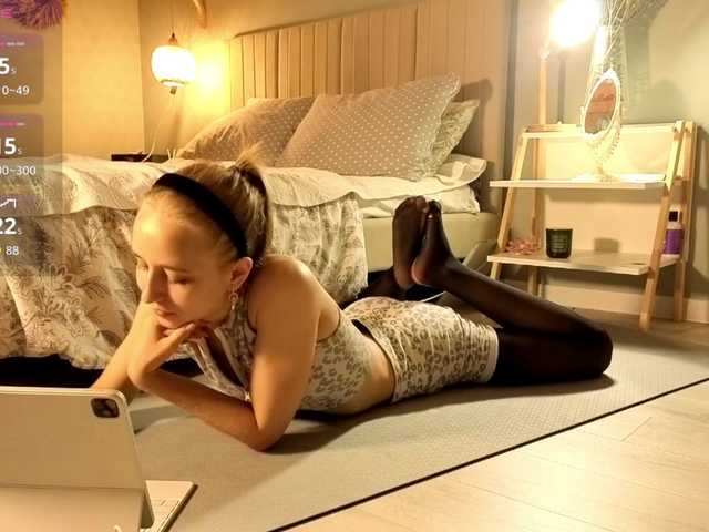 oliviakiiss live cam on BongaCams