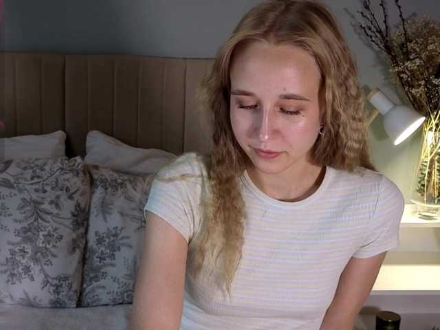oliviakiiss live cam on BongaCams