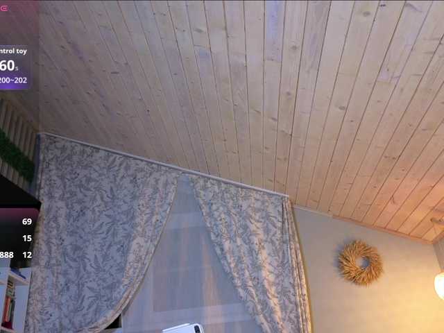oliviakiiss live cam on BongaCams