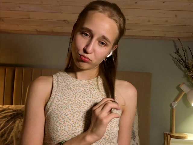 oliviakiiss live cam on BongaCams