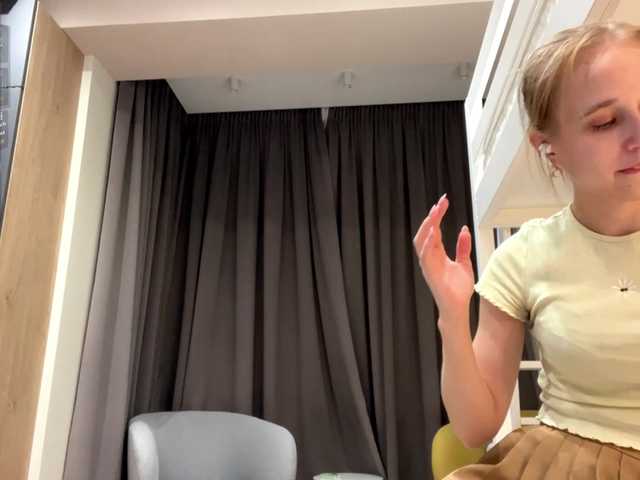 oliviakiiss live cam on BongaCams