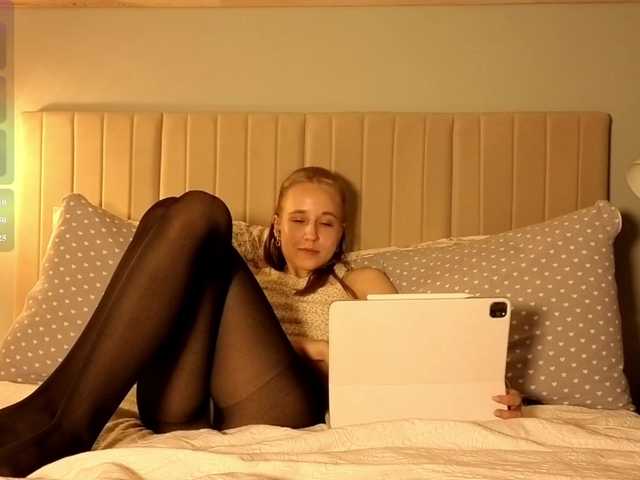 oliviakiiss live cam on BongaCams