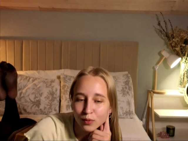 oliviakiiss live webcam show