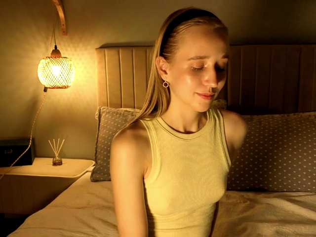 oliviakiiss live cam on BongaCams