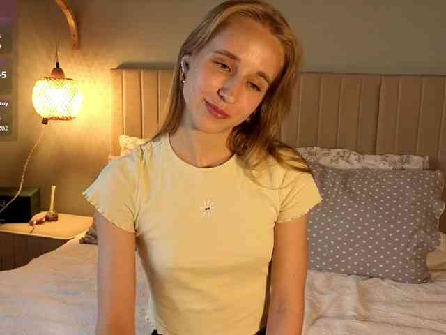 oliviakiiss webcam