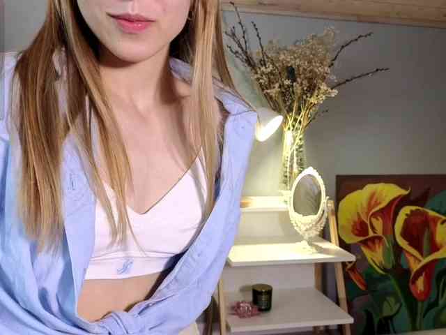 oliviakiiss webcam