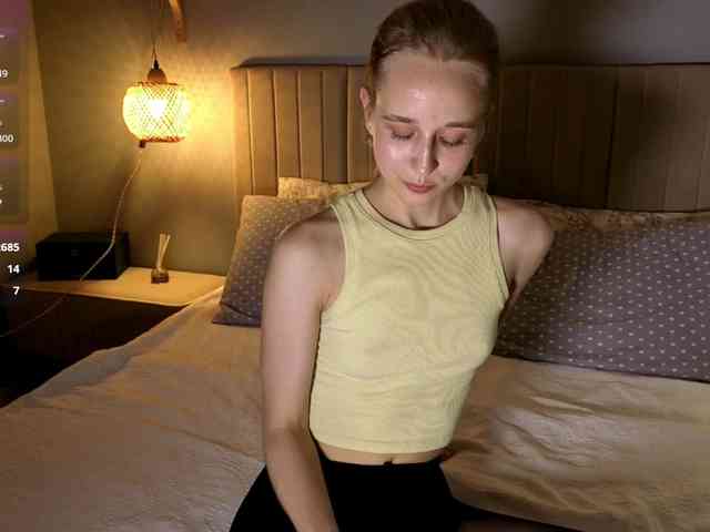 oliviakiiss webcam