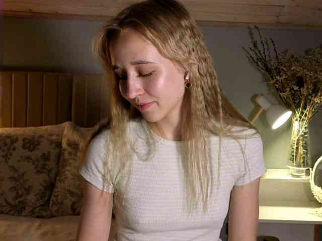 oliviakiiss webcam