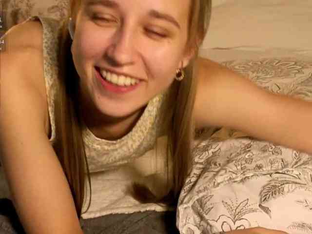 oliviakiiss webcam
