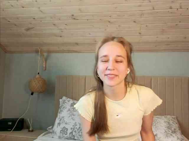 oliviakiiss webcam