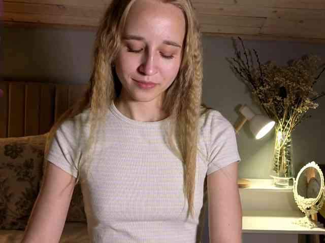 oliviakiiss webcam