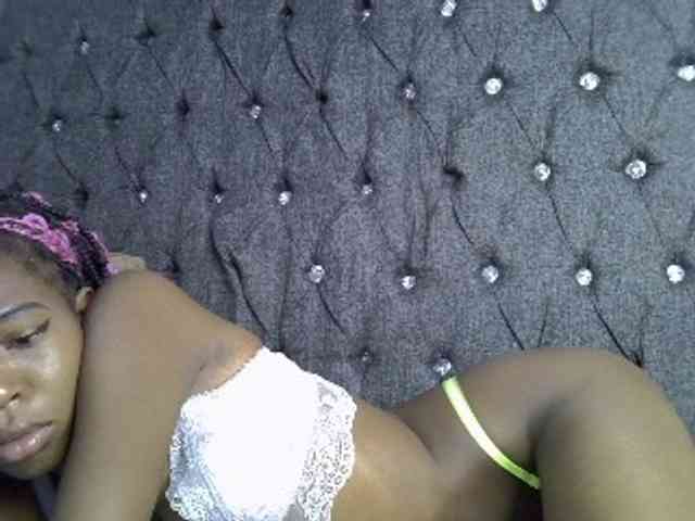 Midnightmusee webcam