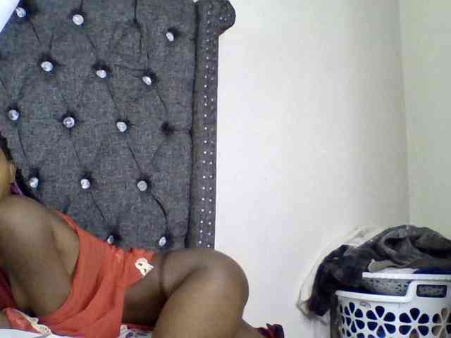 Midnightmusee webcam
