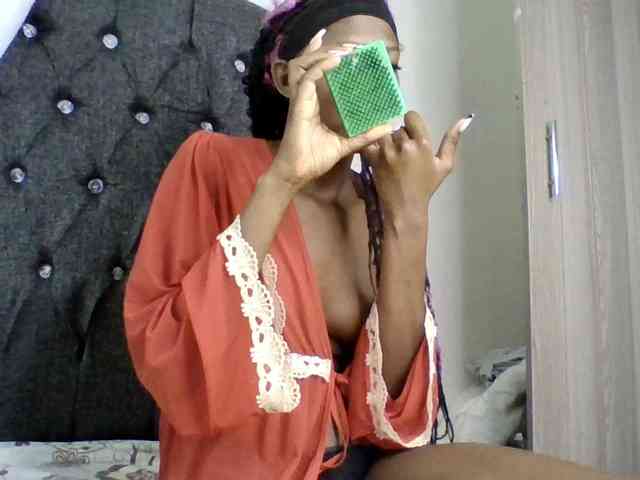 Midnightmusee webcam