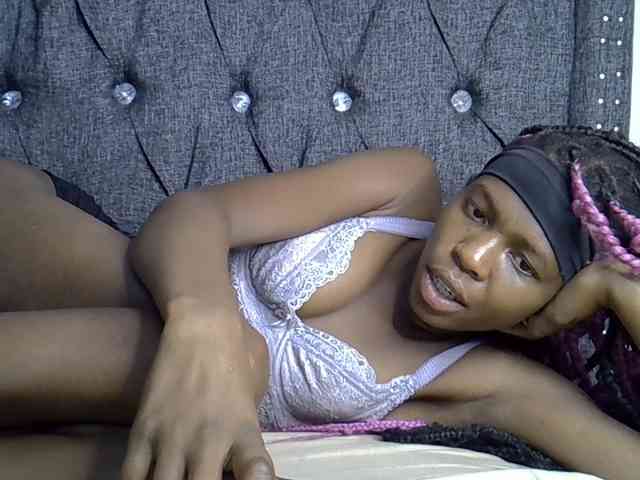 Midnightmusee webcam