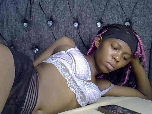 Midnightmusee webcam