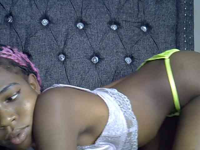 Midnightmusee webcam