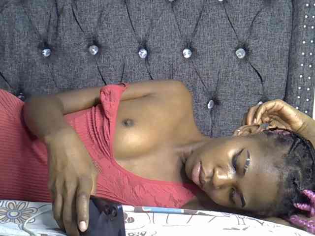 Model: Midnightmusee