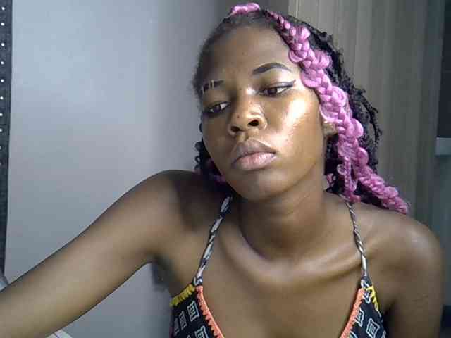 Midnightmusee webcam