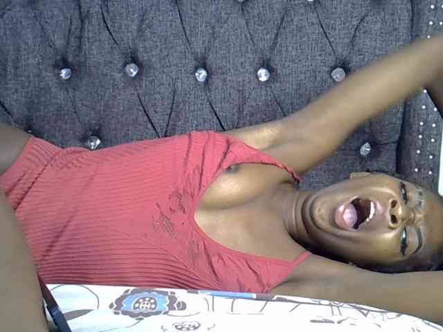 Midnightmusee webcam