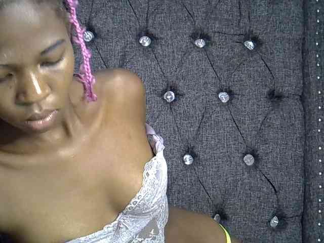 Midnightmusee webcam