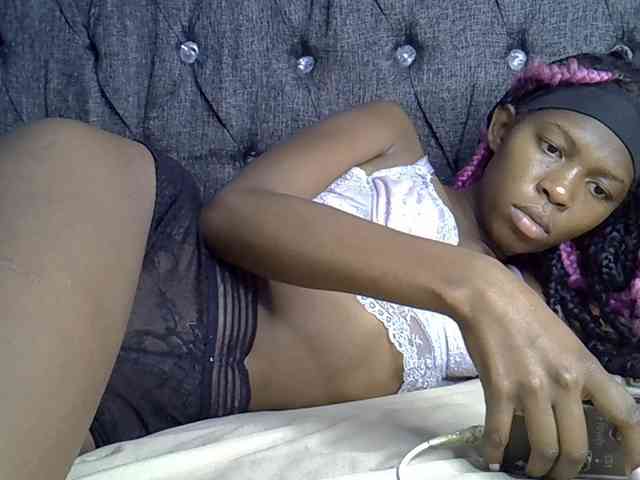 Midnightmusee webcam