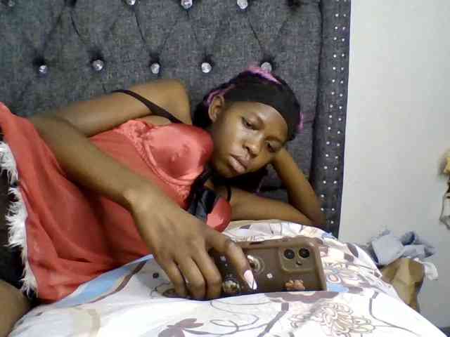 Midnightmusee webcam
