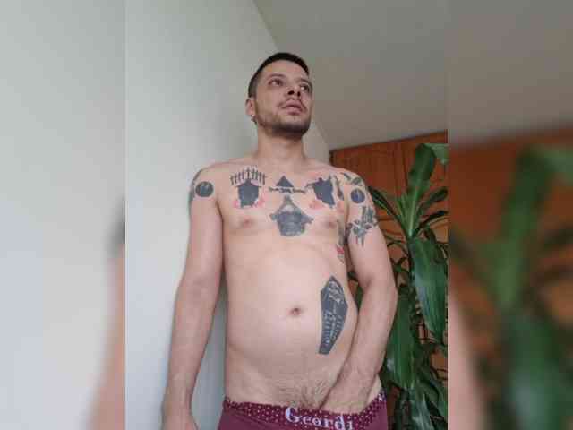 Roccospiaa Live Webcam on BongaCams
