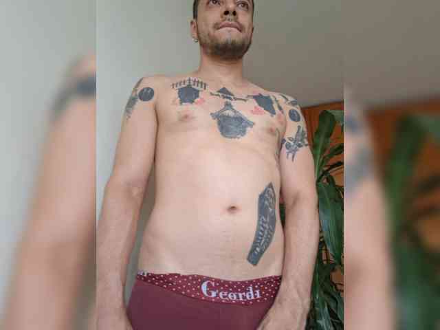 Roccospiaa Live Webcam on BongaCams
