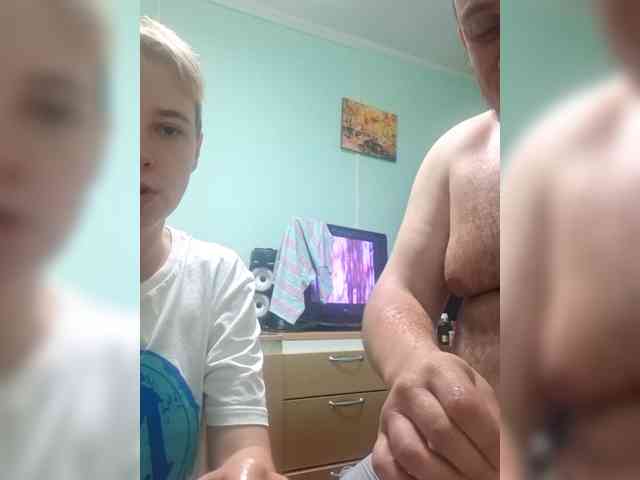 Gussie-Bridie webcam