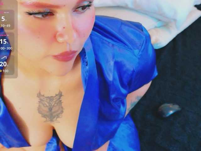 Sara-Cruzz1 live webcam show