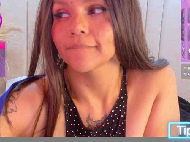Sara-Cruzz1 webcam