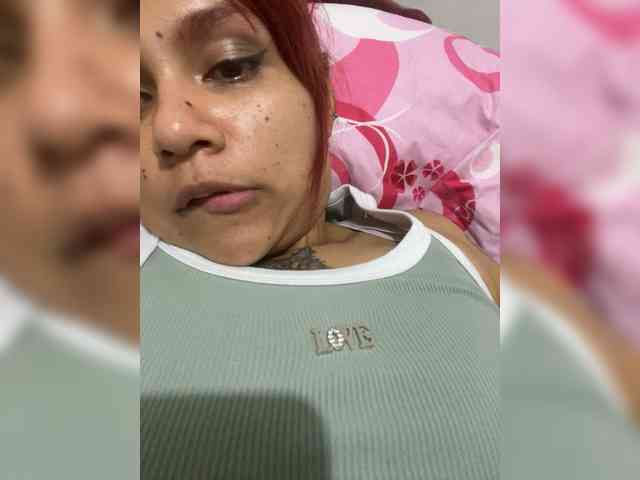 Sara-Cruzz1 webcam