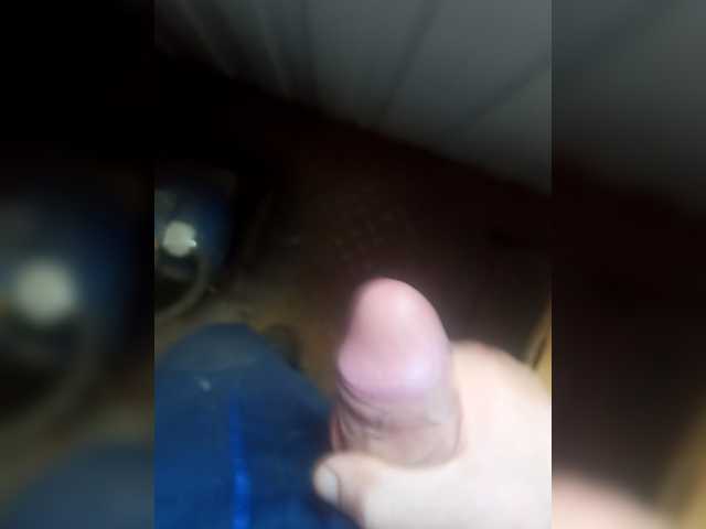 Goodtoondick live cam