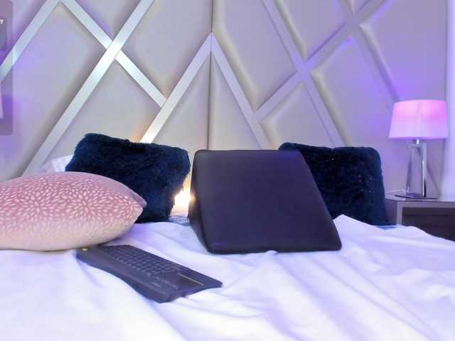 VanyaBlake live cam on BongaCams