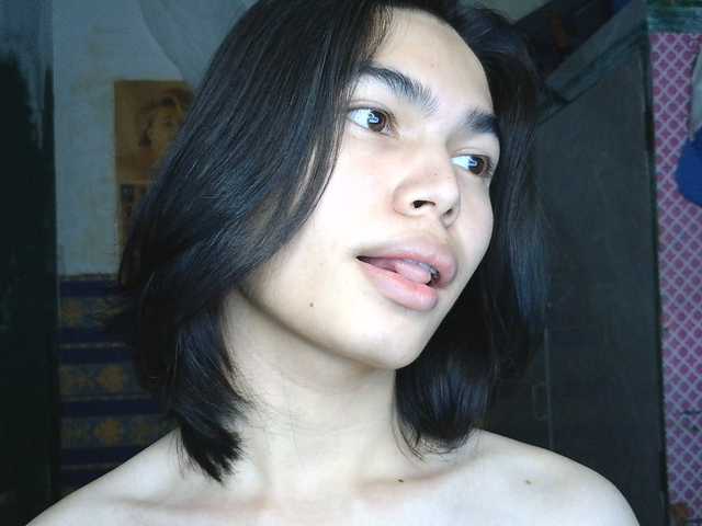 asianprettyboi