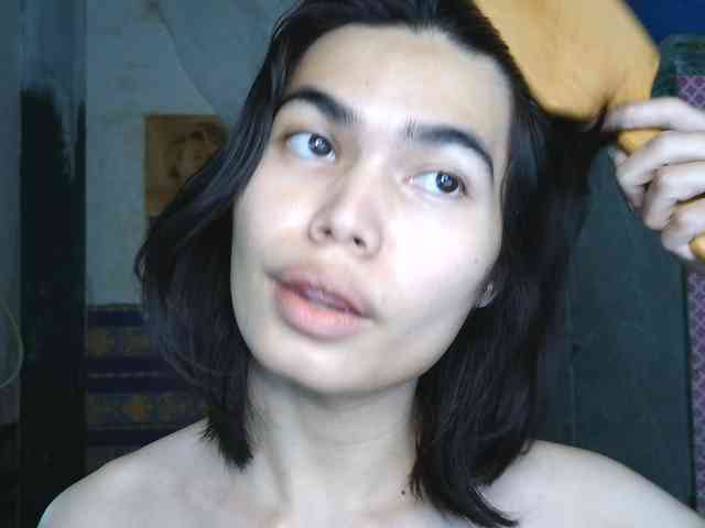 Asianprettyboi's cam show statistics and live stream