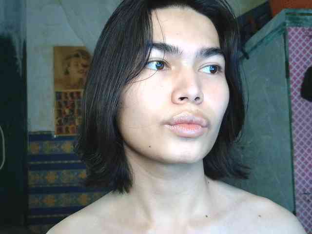 asianprettyboi