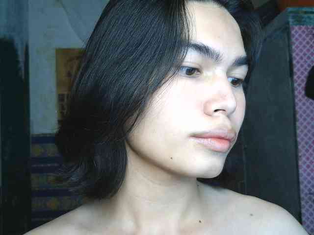 asianprettyboi