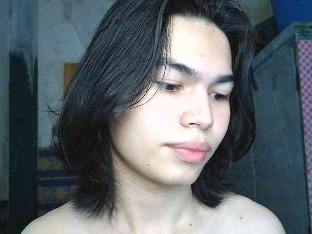 asianprettyboi