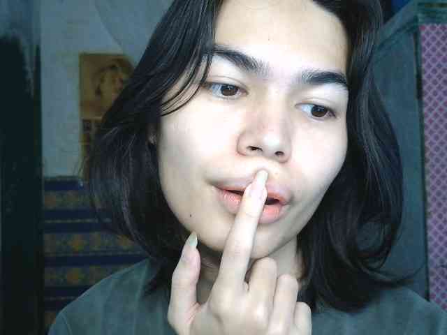asianprettyboi