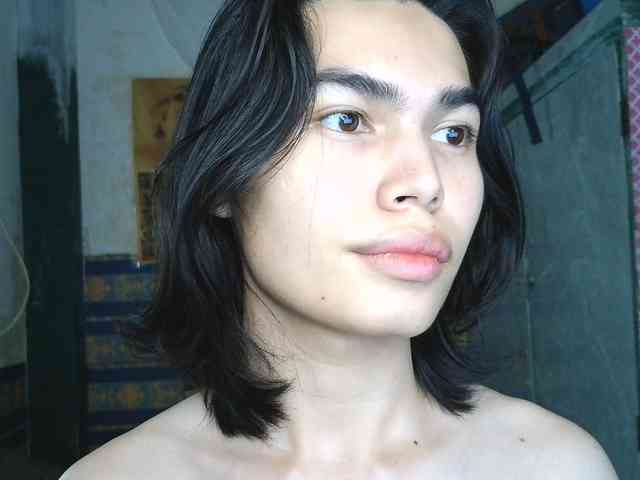 asianprettyboi