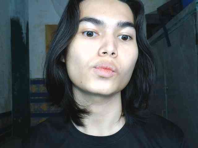 asianprettyboi