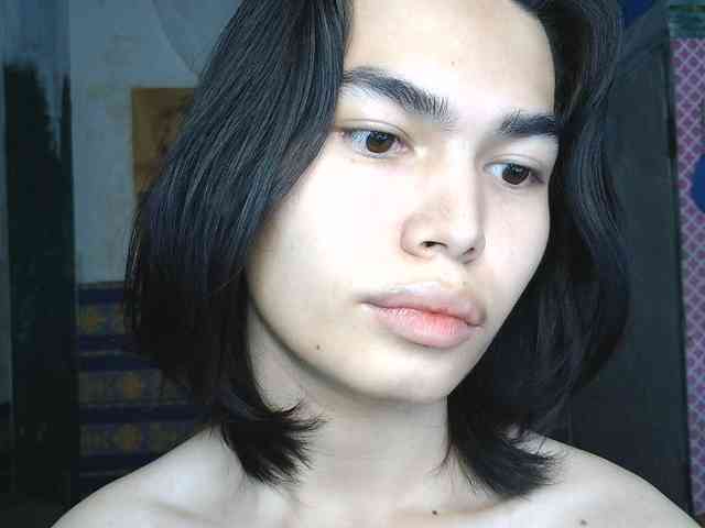 asianprettyboi