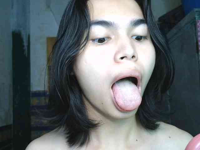 asianprettyboi