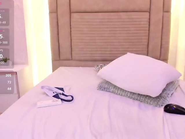 AmyRuiiz live cam on BongaCams