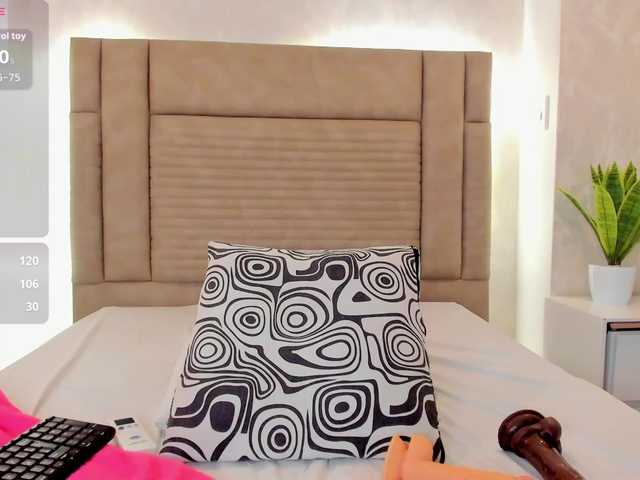 AmyRuiiz live cam on BongaCams