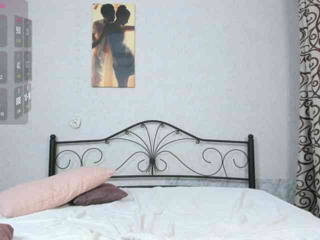 jennymoore Live Webcam on BongaCams